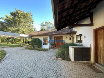 Casa com 3 Quartos à venda, 434m² no Chácara dos Junqueiras, Carapicuíba