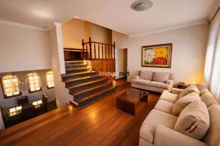 Casa com 5 Quartos à venda, 500m² no Santa Lúcia, Belo Horizonte