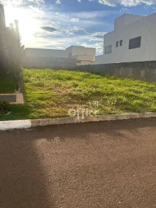 Lote/Terreno à venda, 480m² no Condomínio Residencial Grand Trianon, Anápolis