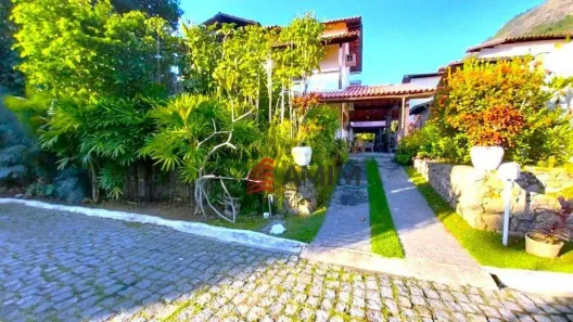 Casa com 6 Quartos à venda, 456m² no Itacoatiara, Niterói