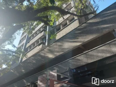 Sala Comercial com 1 Quarto à venda, 36m² no Moinhos de Vento, Porto Alegre