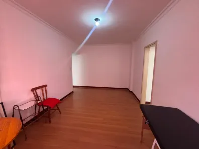 Apartamento com 2 Quartos para alugar, 60m² no Várzea, Teresópolis