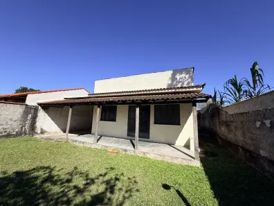 Casa com 2 Quartos para alugar, 90m² no Quinta Mariana, Guapimirim