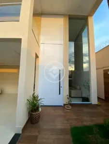 Sobrado com 3 Quartos à venda, 200m² no Residencial Monte Cristo, Trindade