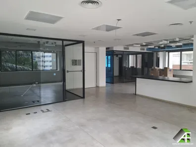 Sala Comercial com 1 Quarto para alugar, 180m² no Pinheiros, São Paulo
