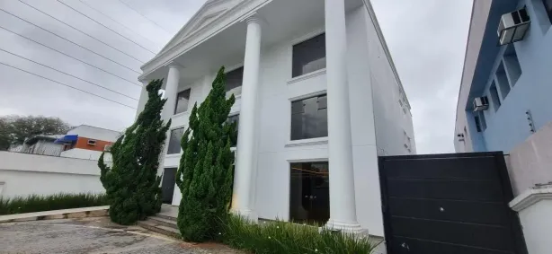 Prédio Comercial para alugar, 980m² no Indianópolis, São Paulo