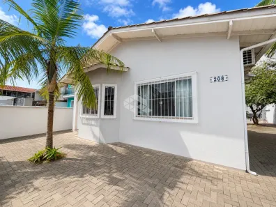 Casa com 2 Quartos à venda, 69m² no Forquilhas, São José