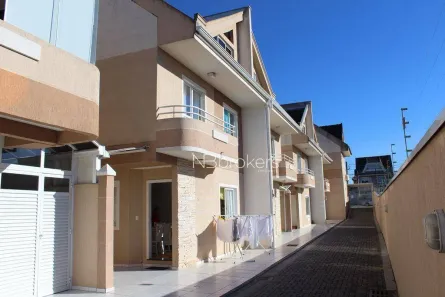 Casa de Condomínio com 3 Quartos à venda, 134m² no Hauer, Curitiba