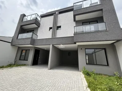 Sobrado com 3 Quartos à venda, 136m² no Uberaba, Curitiba