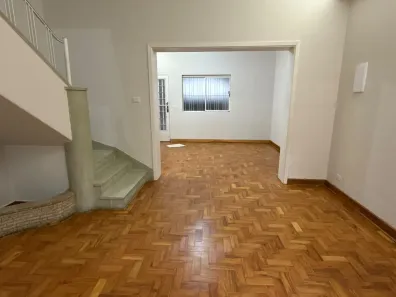 Sobrado com 3 Quartos para alugar, 251m² no Lapa, São Paulo