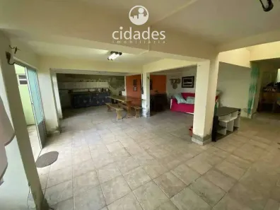 Casa com 3 Quartos à venda, 180m² no Barreiros, São José