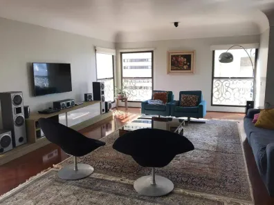 Apartamento com 4 Quartos para alugar, 340m² no Vila Bastos, Santo André