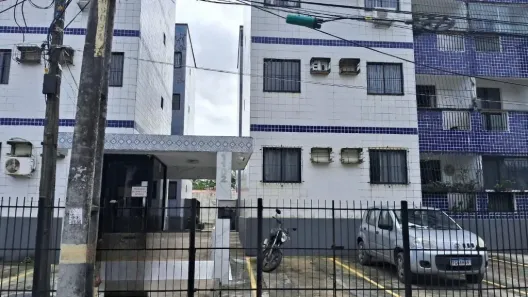 Apartamento com 2 Quartos para alugar, 65m² no Candeias, Jaboatão dos Guararapes