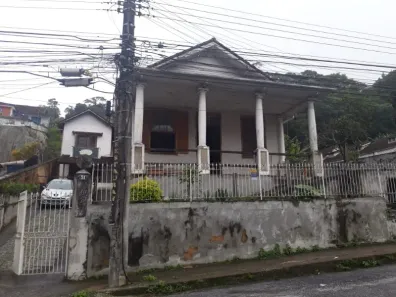 Casa com 4 Quartos para alugar, 120m² no Centro, Petrópolis