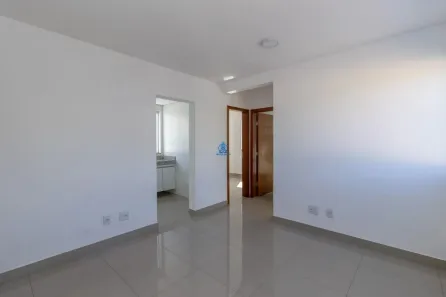 Apartamento com 2 Quartos para alugar, 45m² no Letícia, Belo Horizonte