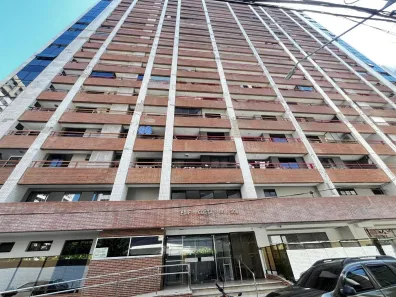 Apartamento com 2 Quartos para alugar, 65m² no Meireles, Fortaleza