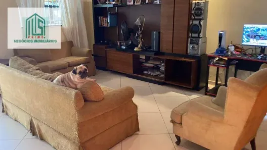 Sobrado com 3 Quartos à venda, 200m² no Vila Camilópolis, Santo André