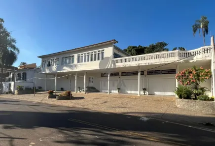 Sobrado com 3 Quartos à venda, 630m² no Jardim das Paineiras, Campinas