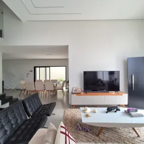 Sobrado com 3 Quartos à venda, 210m² no Jardim Colina, Uberlândia