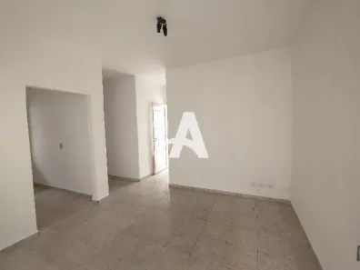 Casa com 2 Quartos para alugar, 70m² no Tibery, Uberlândia