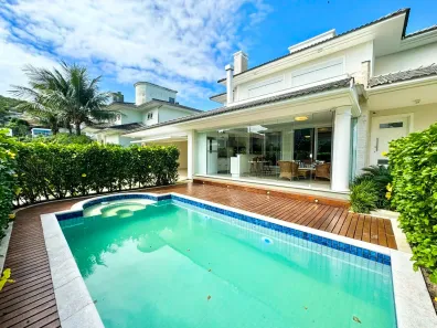 Casa de Condomínio com 3 Quartos à venda, 380m² no Cacupé, Florianópolis