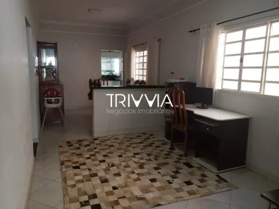 Casa com 3 Quartos à venda, 168m² no Alto Umuarama, Uberlândia