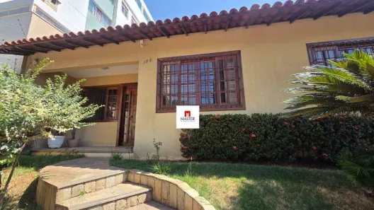 Casa com 3 Quartos para alugar, 172m² no Castelo, Belo Horizonte