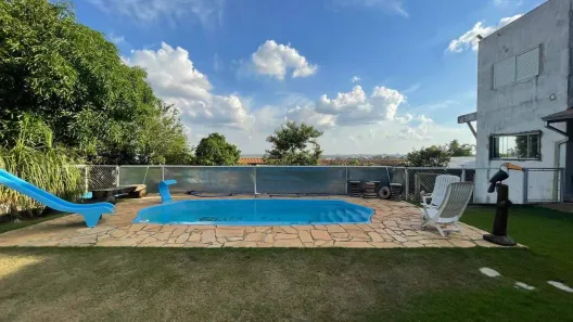 Fazenda/Sítio com 5 Quartos à venda, 100m² no Bairro dos Pires, Limeira