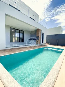 Casa de Condomínio com 3 Quartos à venda, 226m² no Jardins Bolonha, Senador Canedo