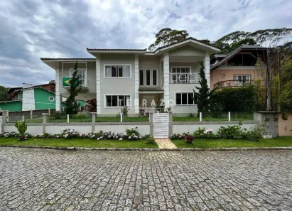 Casa de Condomínio com 6 Quartos à venda, 480m² no Carlos Guinle, Teresópolis