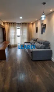 Apartamento com 3 Quartos para alugar, 139m² no Vila Assunção, Santo André