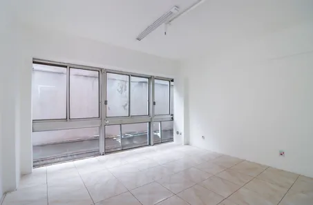 Sala Comercial para alugar, 54m² no Centro Histórico, Porto Alegre