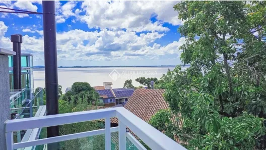 Casa com 3 Quartos à venda, 271m² no Vila Assunção, Porto Alegre