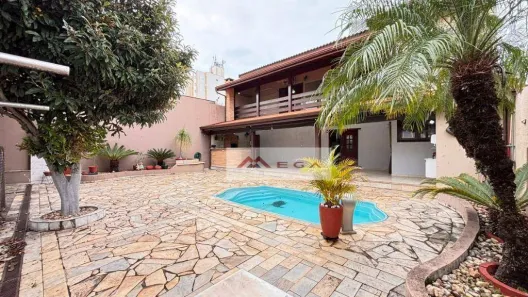 Casa com 3 Quartos à venda, 240m² no Vila Joaquim Inácio, Campinas