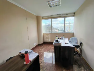 Sala Comercial para alugar, 55m² no Enseada do Suá, Vitória