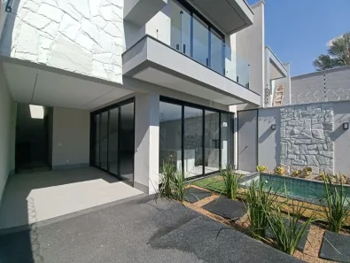 Sobrado com 3 Quartos à venda, 160m² no Parque Amazônia, Goiânia