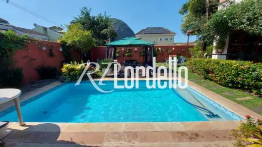Casa de Condomínio com 4 Quartos à venda, 278m² no Vargem Pequena, Rio de Janeiro