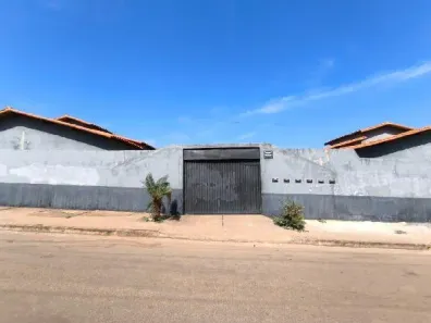 Casa com 3 Quartos à venda, 165m² no Setor Aeroporto (Mutirão), Planaltina