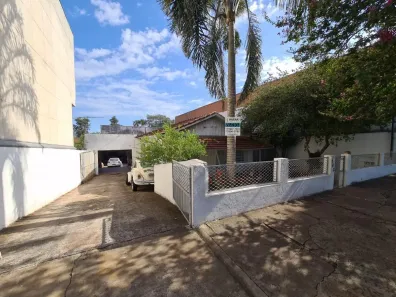 Galpão/Depósito/Armazém com 4 Quartos à venda, 479m² no Zona 06, Maringá