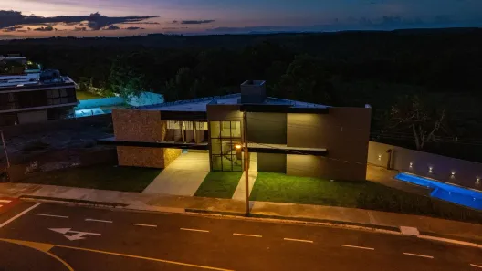 Casa de Condomínio com 4 Quartos à venda, 430m² no Jacarecica, Maceió