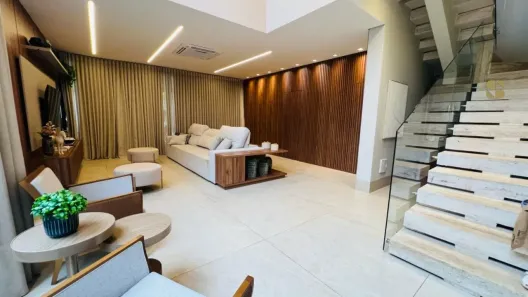 Casa de Condomínio com 4 Quartos à venda, 347m² no Jardim Itália, Cuiabá