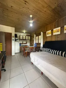 Casa com 1 Quarto para alugar, 55m² no , Garopaba