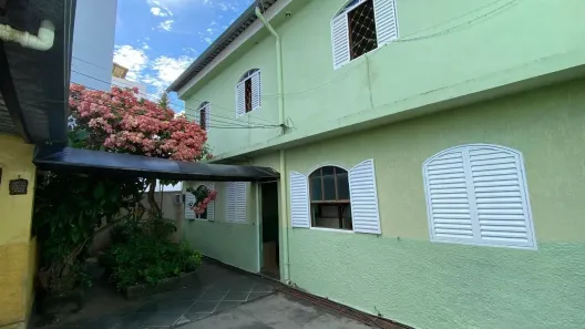 Casa com 5 Quartos à venda, 281m² no Candelária, Belo Horizonte