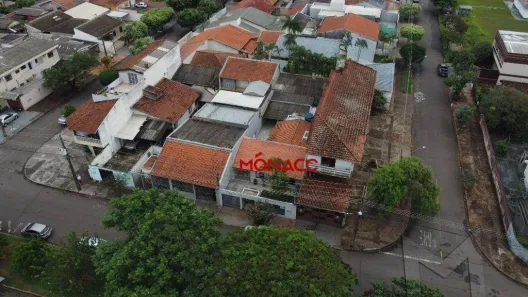 Casa com 4 Quartos à venda, 209m² no Bandeirantes, Londrina