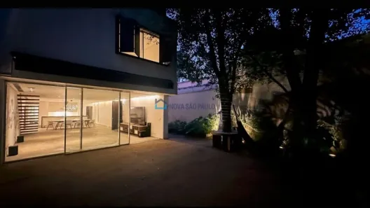 Sobrado com 3 Quartos à venda, 360m² no Jardim Paulistano, São Paulo