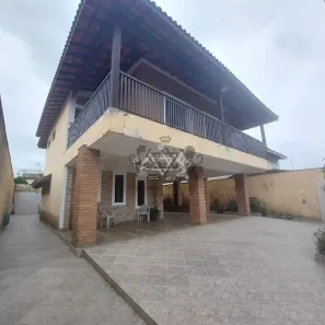 Sobrado com 3 Quartos à venda, 261m² no Indaiá, Caraguatatuba