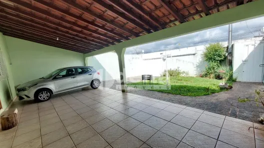 Casa com 3 Quartos à venda, 350m² no Nossa Senhora das Graças, Uberlândia