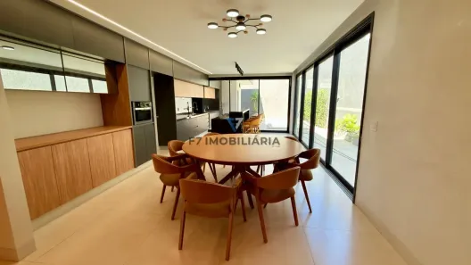 Casa de Condomínio com 3 Quartos à venda, 209m² no Jardins Nápoles, Senador Canedo