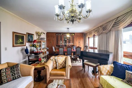 Apartamento com 3 Quartos à venda, 220m² no Moinhos de Vento, Porto Alegre
