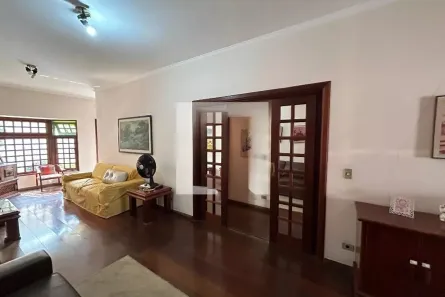 Casa com 3 Quartos à venda, 250m² no Vila Romana, São Paulo